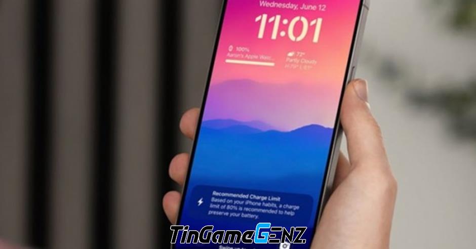 iPhone có tính năng mới hiển thị thời gian khi hết pin