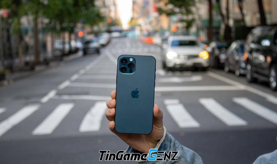 iPhone đẹp giống mới nhưng giá rẻ hơn nhiều