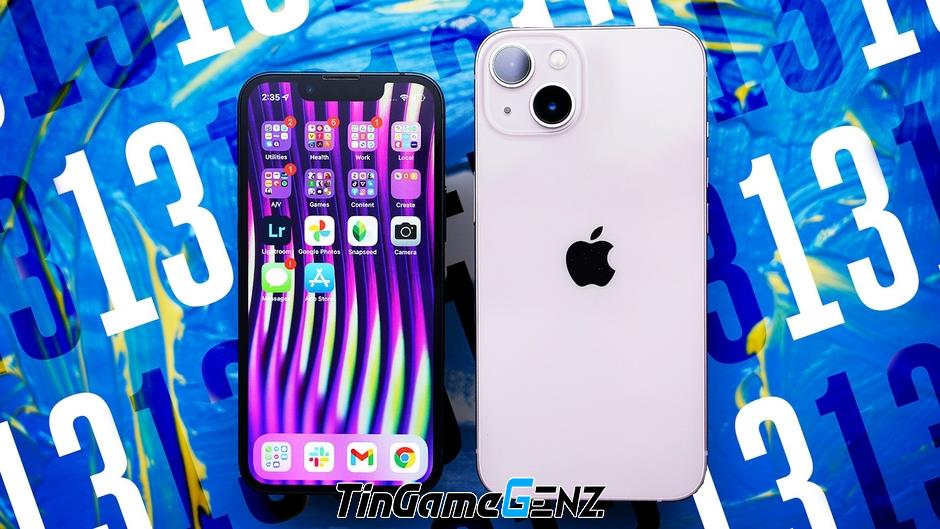 iPhone nhỏ gọn nhưng sức mạnh như iPhone 13 Pro Max với giá phải chăng.