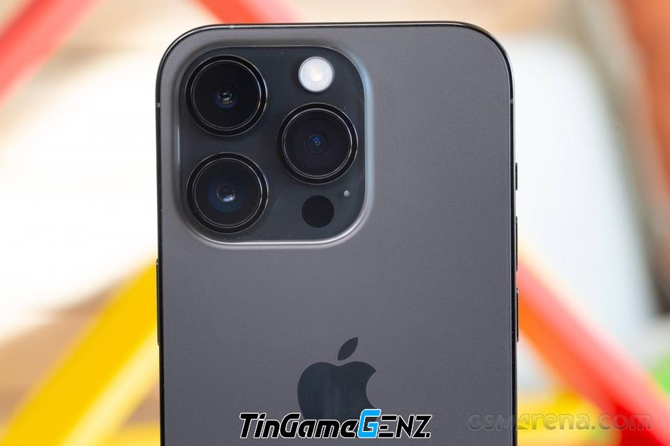 iPhone viền thép với Dynamic Island, giá rẻ hơn iPhone 15 Pro 10 triệu đồng.