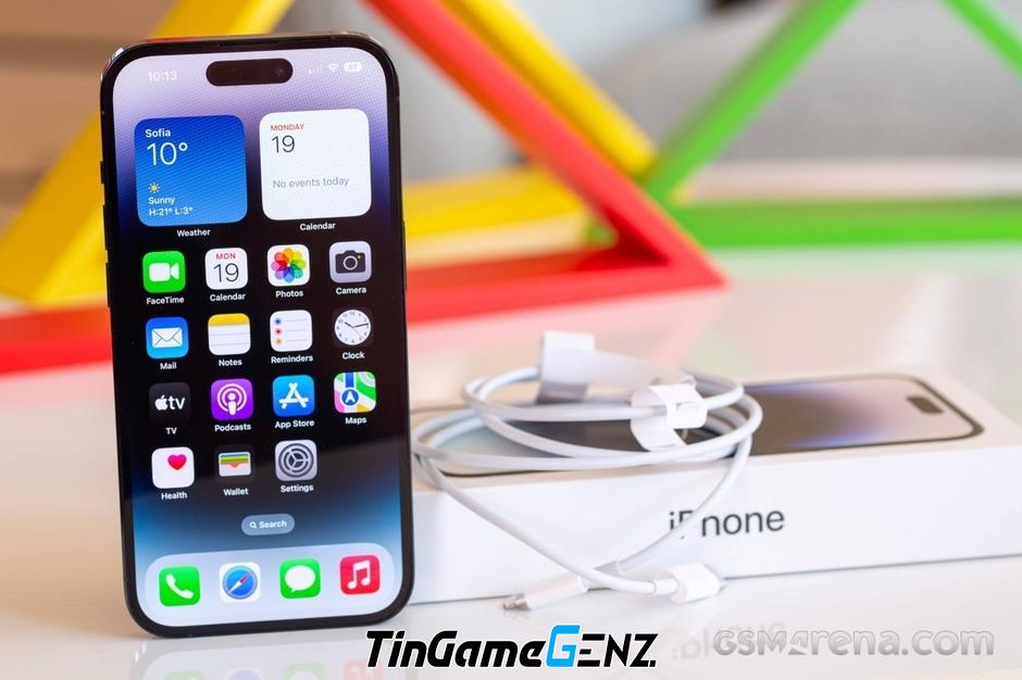 iPhone viền thép với Dynamic Island, giá rẻ hơn iPhone 15 Pro 10 triệu đồng.