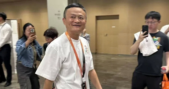 "Jack Ma Trở Lại: Cập Nhật Mới Nhất về Sự Xuất Hiện Của Huyền Thoại Kinh Doanh"