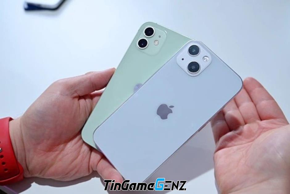 Khám Phá 2 Mẫu iPhone 