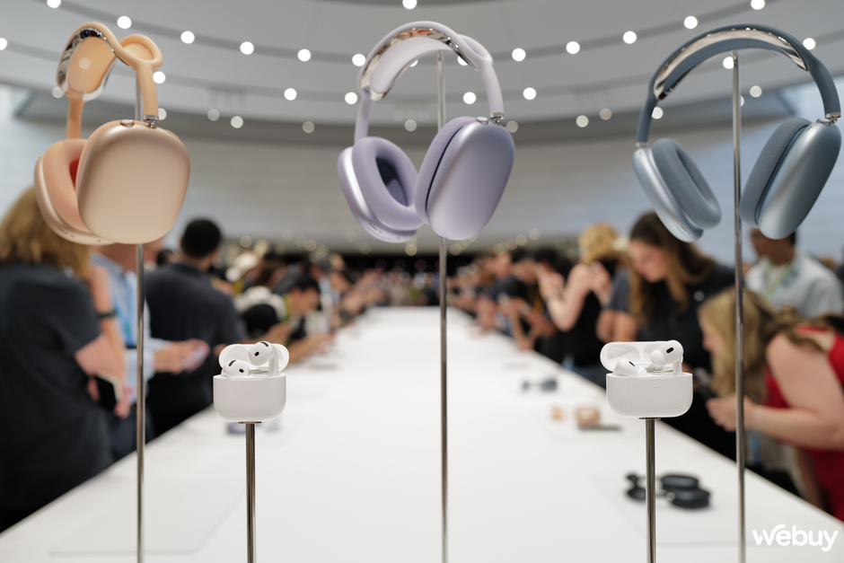 Khám Phá Apple AirPods 4 và AirPods Max: ANC Trên Phiên Bản Thường, Tính Năng Trợ Thính Độc Quyền Cùng Nâng Cấp Nhẹ Ở Bản Pro