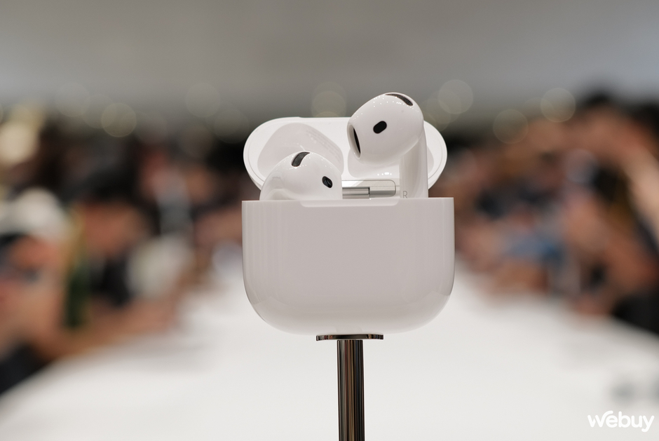 Khám Phá Apple AirPods 4 và AirPods Max: ANC Trên Phiên Bản Thường, Tính Năng Trợ Thính Độc Quyền Cùng Nâng Cấp Nhẹ Ở Bản Pro