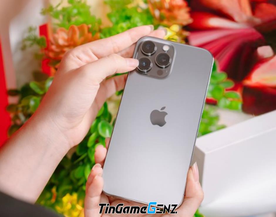 "Khám Phá Bảng Giá iPhone Đỉnh Cao: iPhone 16 và Các Mẫu Cũ Giảm Đến 9,9 Triệu Đồng!"