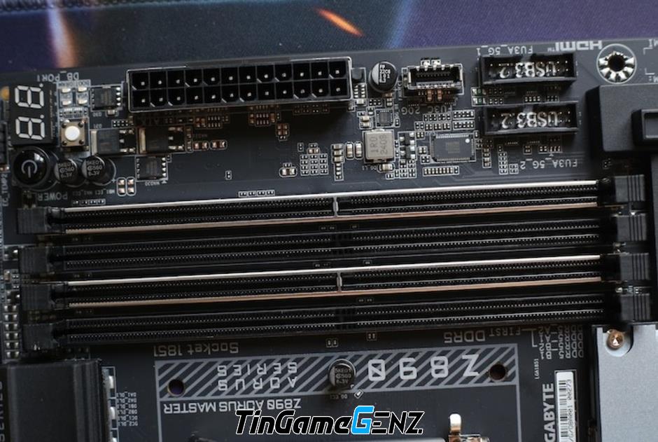 Khám Phá Bo Mạch Chủ Aorus Z890: Đầu Tiên Hỗ Trợ CPU Intel Thế Hệ Mới!