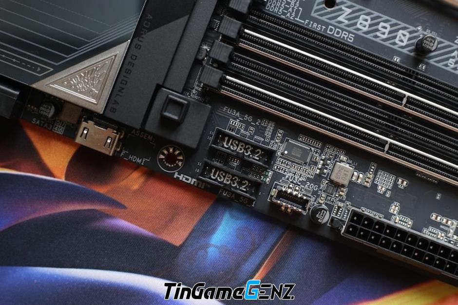 Khám Phá Bo Mạch Chủ Aorus Z890: Đầu Tiên Hỗ Trợ CPU Intel Thế Hệ Mới!