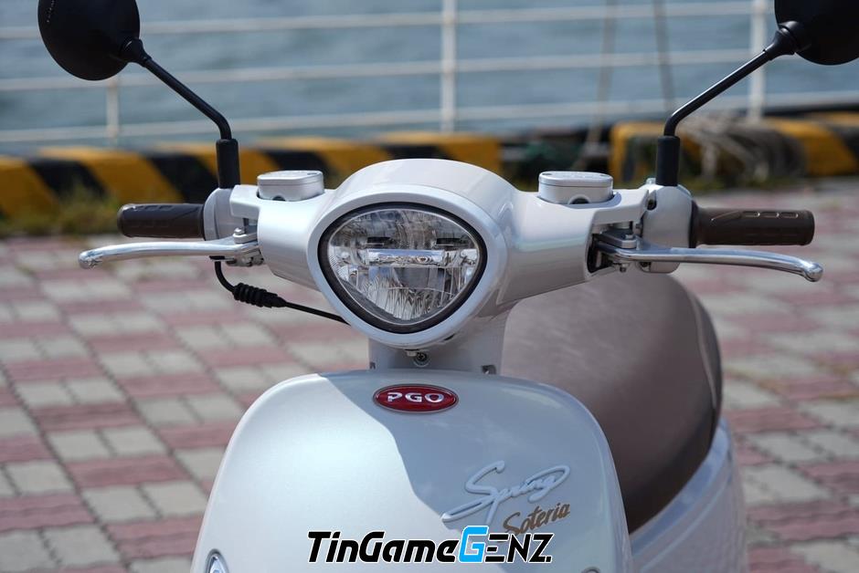 Khám Phá Chi Tiết Xe Ga 125cc Thiết Kế Đẹp Như Vespa: Phanh ABS, TCS và Giá Cả Hấp Dẫn!