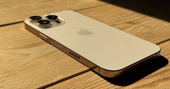 "Khám Phá Chiếc iPhone Đẹp Nhất Từ Trước Đến Nay: Thiết Kế, Tính Năng và Đột Phá Mới"