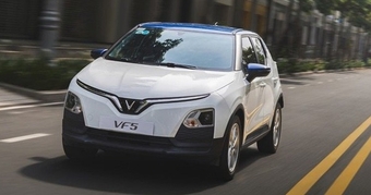 "Khám Phá Chiếc Xe Điện VinFast: Đạt Hơn 160.000 Km Với Chỉ 1% Pin Suy Giảm!"