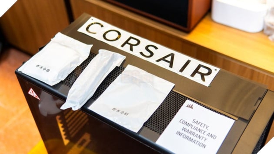 Khám Phá Corsair Frame 5000D RS ARGB: Thiết Kế Tối Ưu Đầy Ấn Tượng Cho Hệ Thống Tản Nhiệt Của Bạn