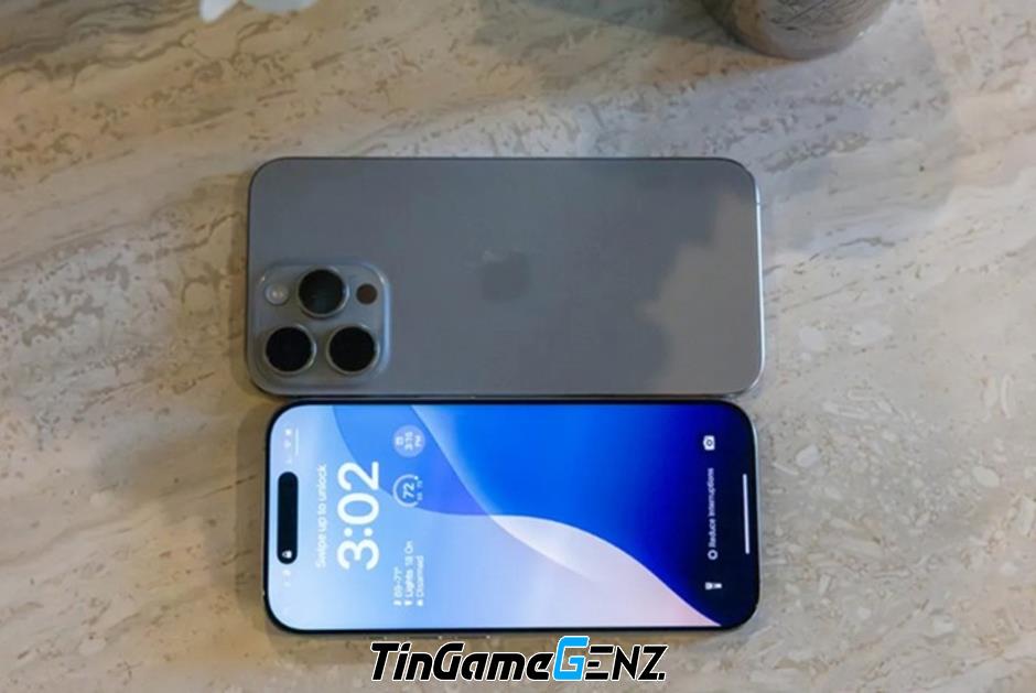 Khám Phá Đầu Tiên Về iPhone Màn Hình Gập: Những Tính Năng Đáng Chờ Đợi!