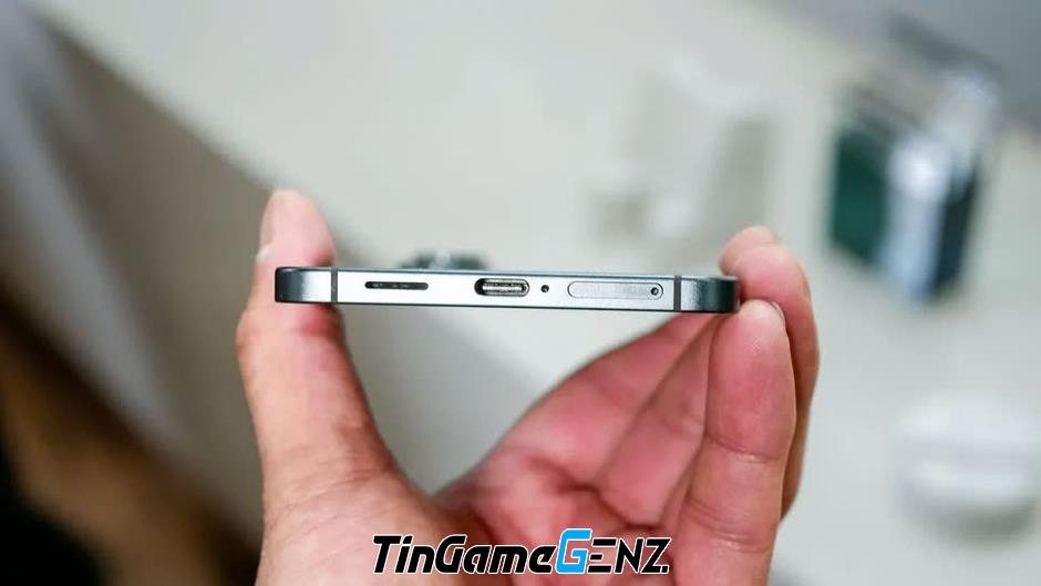 Khám Phá Galaxy S25 Edge: Thiết Kế Mỏng Manh, Sang Trọng và Đầy Cuốn Hút!