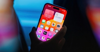 "Khám Phá iPhone Air Mới: Thiết Kế Đột Phá và Tính Năng Gây Quảng Hút"