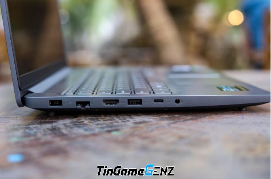 Khám Phá Lenovo LOQ 15IAX9E: Laptop Gaming Giá Rẻ Chinh Phục Mọi Trận Đấu eSport! Khám Phá Lenovo LOQ 15IAX9E: Laptop Gaming Giá Rẻ Chinh Phục Mọi Trận Đấu eSport!