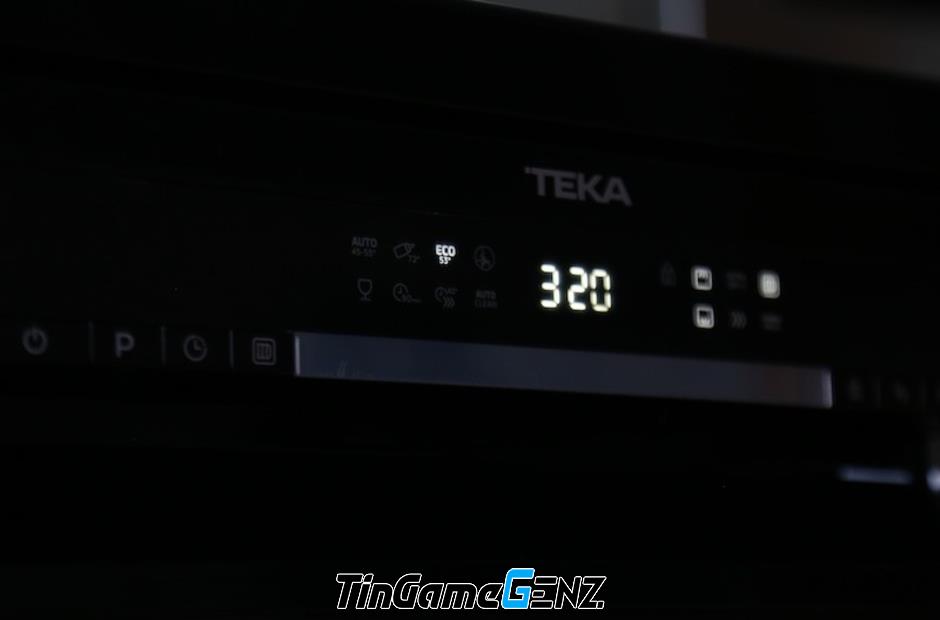 Khám Phá Máy Rửa Chén Tự Động: Tia UV Diệt Khuẩn và Công Nghệ Sấy Khí Nóng Đỉnh Cao