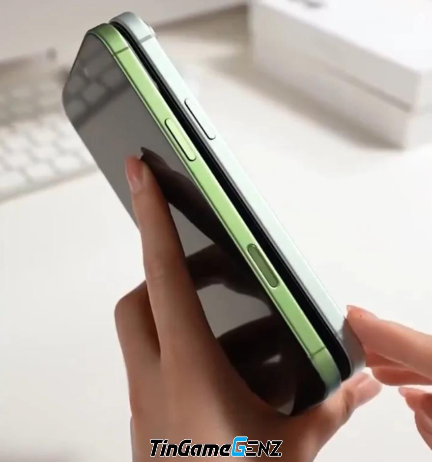 Khám Phá Sắc Xanh Hải Cả của iPhone 17: Vẻ Đẹp Đáng Kinh Ngạc!