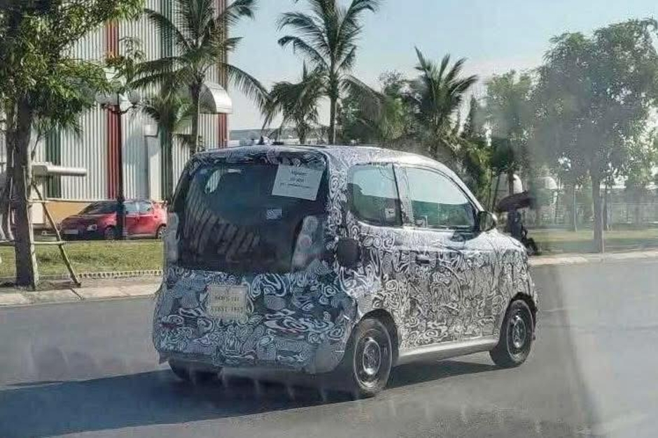Khám Phá Trang Bị VinFast Minio Green Qua Hình Ảnh Rò Rỉ: Đèn Chiếu Sáng Ấn Tượng và Nội Thất Thực Dụng Nổi Bật Khám Phá Trang Bị VinFast Minio Green Qua Hình Ảnh Rò Rỉ: Đèn Chiếu Sáng Ấn Tượng và Nội Thất Thực Dụng Nổi Bật