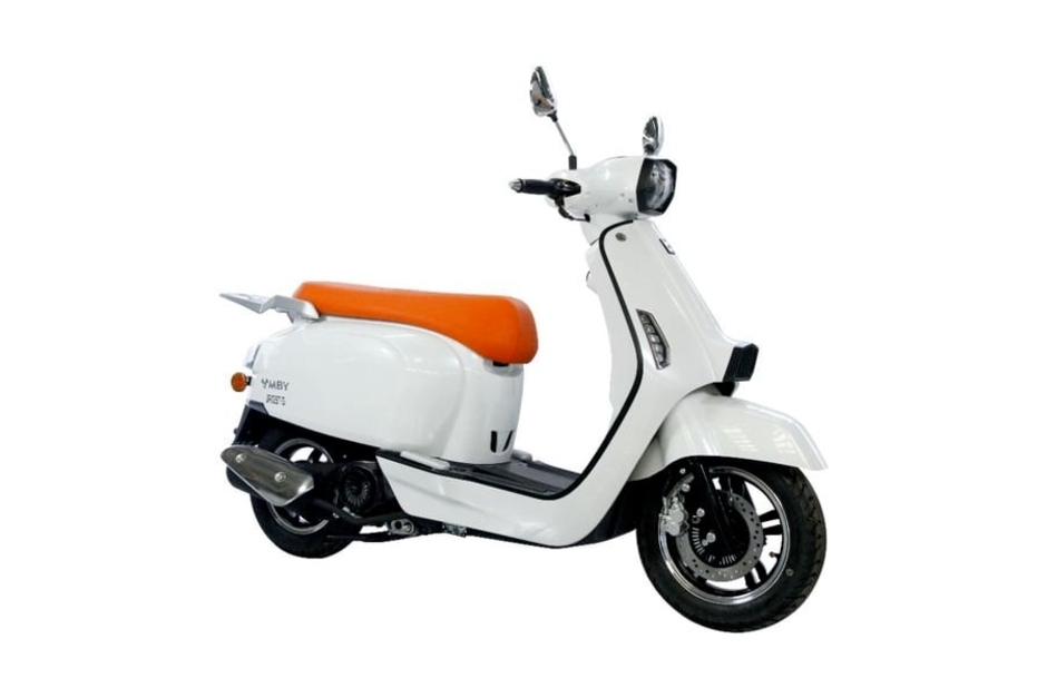 Khám Phá Xe Ga 125cc Mới Ra Mắt: Thiết Kế Cổ Điển, Giá Chỉ 19 Triệu VNĐ, Tiết Kiệm Nhiên Liệu Chỉ 2,7 Lít/100km và Trang Bị ABS 2 Kênh!