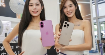 "Liệu Apple Có Đang Mất Hướng Trong Cuộc Cạnh Tranh Smartphone Năm Nay?"