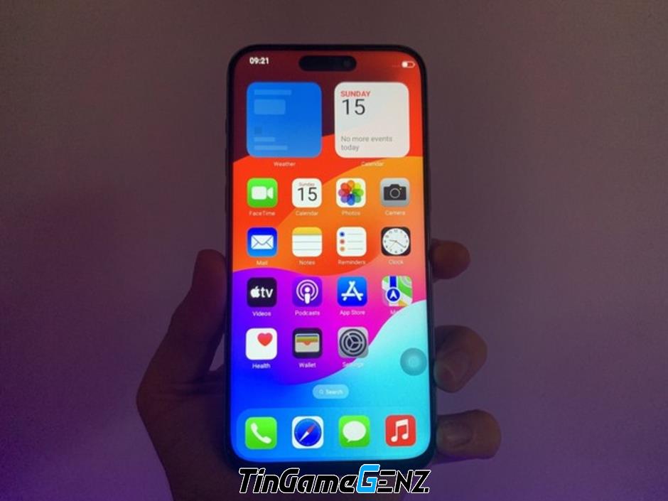 Mua ngay iPhone 15 Pro Max trên trang web Apple, nhận thiết bị Android giả mạo