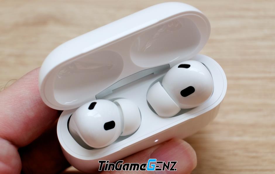 "Nghe Nhạc Mà Vẫn Giám Sát Sức Khỏe: AirPods Pro Mới Của Apple Sẽ Có Tính Năng Hỗ Trợ Sức Khỏe?"