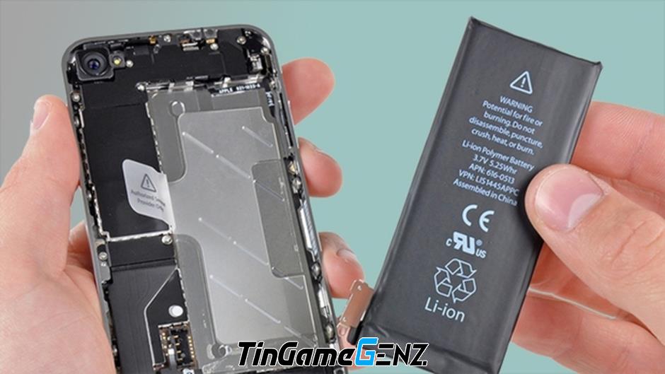 Nguy hiểm! Pin iPhone giảm phần trăm mỗi năm, cần thay pin ngay!