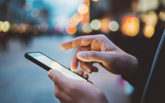 "Nguyên Nhân Khiến Pin Smartphone Android Giảm Hiệu Suất Sau Cập Nhật Phần Mềm" "Nguyên Nhân Khiến Pin Smartphone Android Giảm Hiệu Suất Sau Cập Nhật Phần Mềm"