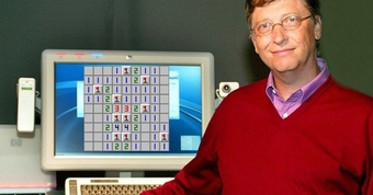 Nhân viên Microsoft giúp Bill Gates cai nghiện Minesweeper