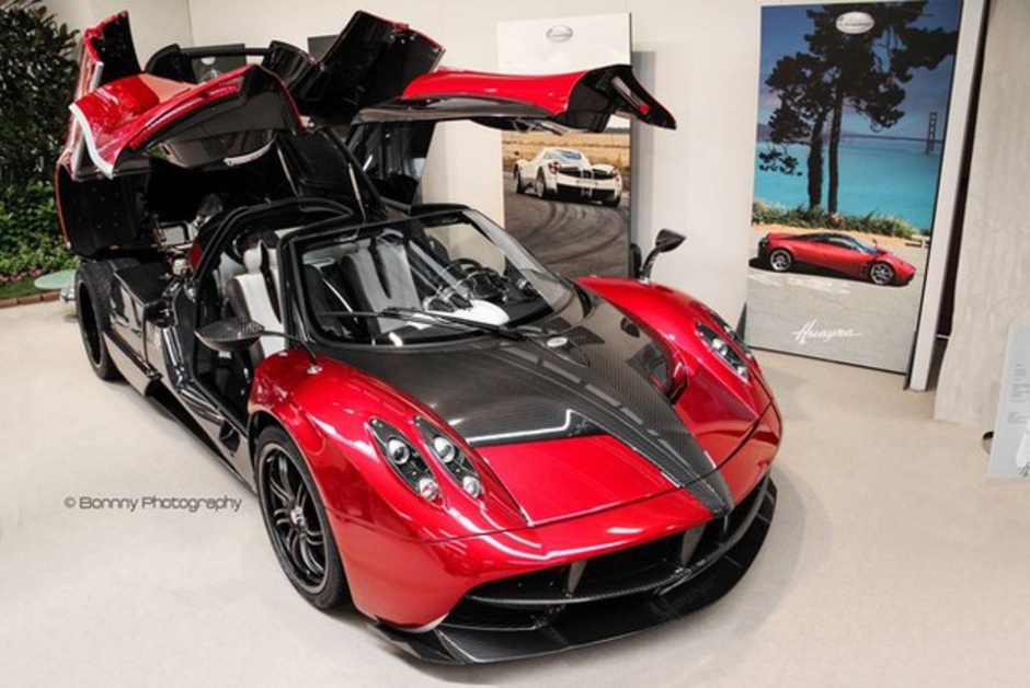 Nhóm bạn Quảng Ninh tạo ra xe nát giống Pagani Huayra của Minh Nhựa với 2 điểm đặc biệt khác biệt.