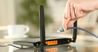 "Router WiFi: Có Nên Bật Cả Ngày? Sự Thật Bất Ngờ Về Lợi Ích và Tác Hại"