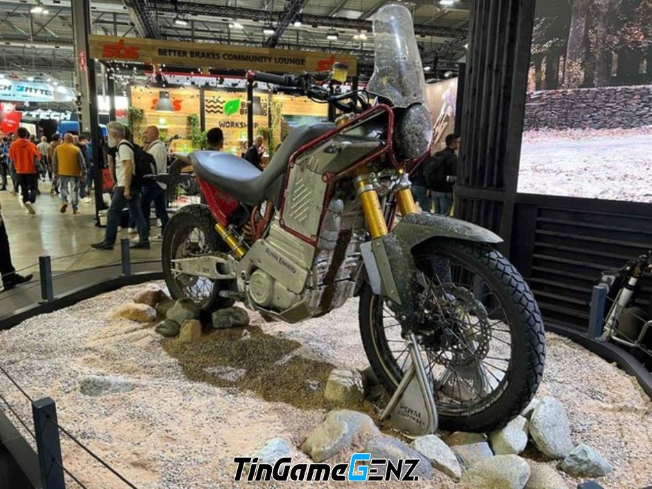 Royal Enfield ra mắt chiếc xe máy điện đầu tiên: Cận cảnh sản phẩm