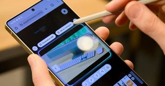 "Samsung Đổ Nhiều Tỷ Đô cho Galaxy AI: Tại Sao Người Dùng Lại Tỏ Ra Thờ Ơ?"