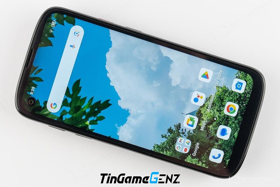 Smartphone 5G nhỏ nhất thế giới: RAM 12GB, camera 100MP, giá 5 triệu