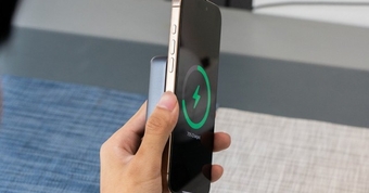 "Smartphone Trung Quốc Sắp Đạt 10.000 mAh: Thách Thức Lớn Đối Với Apple và Samsung"