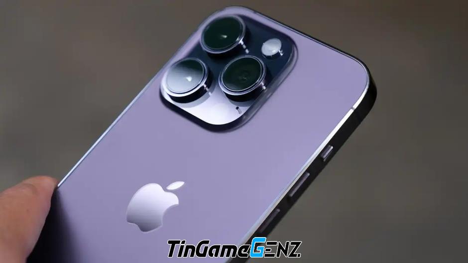 So Sánh 2 Chiếc iPhone: Sự Khác Biệt Trong Hiệu Năng và Chất Lượng Ảnh Khiến Bạn Khó Quyết Định!