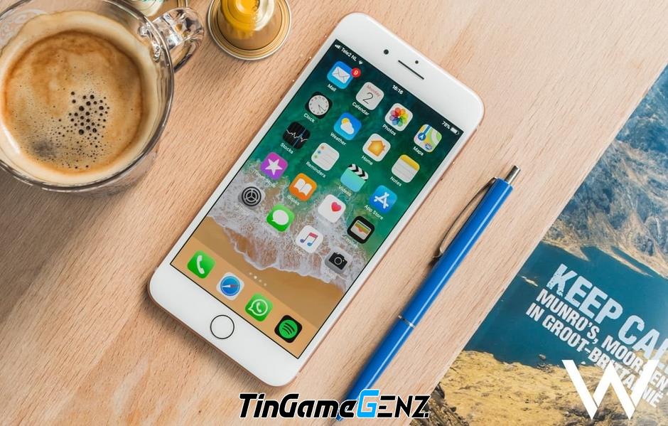 So sánh iPhone 11 và iPhone 8 Plus: Chọn mua điện thoại nào dưới 6 triệu đồng?