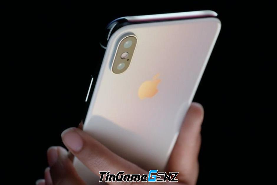 So sánh iPhone 12 Pro và iPhone X: Điểm khác biệt trong dòng sản phẩm iPhone nhỏ gọn