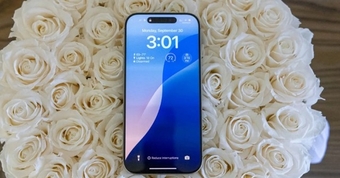 So sánh iPhone Gập với Các Đối Thủ: Điểm Nổi Bật và Khác Biệt Điển Hình So sánh iPhone Gập với Các Đối Thủ: Điểm Nổi Bật và Khác Biệt Điển Hình