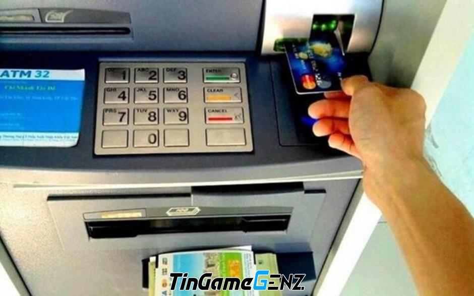 Số tiền thường có trong cây ATM là bao nhiêu?