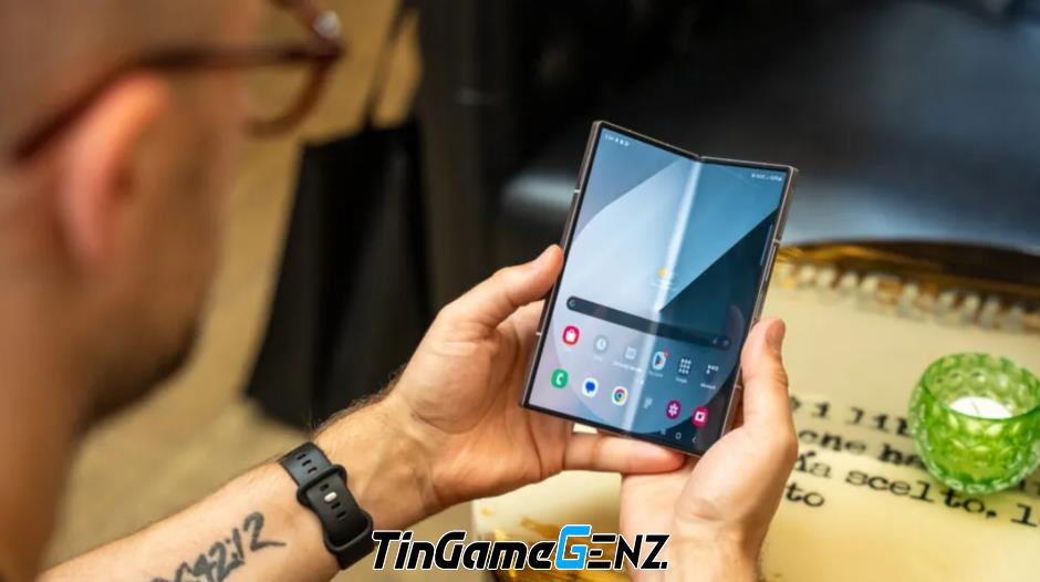 Tại Sao Galaxy Z Fold 7 Được Các Chuyên Gia Công Nghệ Khuyến Nghị Mua Ngay?