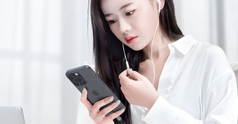 "Tại Sao Smartphone Nên Có Thêm Một Cổng USB-C Thứ Hai: Lợi Ích và Tương Lai"