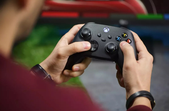 "Tin Tức Game: Microsoft Chính Thức Ra Mắt Bàn Phím Gamepad Đặc Thù Dành Riêng Cho Windows 11!"