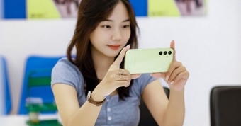 Top 4 smartphone pin 6.000 mAh, chơi game suốt Tết