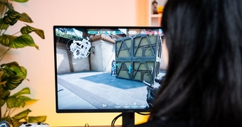 "Top 5 Món Đồ Công Nghệ Cần Có Tháng Này Để Nâng Cấp Trải Nghiệm Chơi Game Của Bạn!"