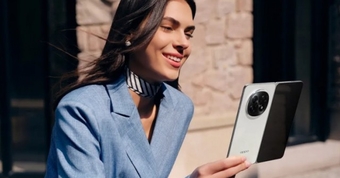 "Top Smartphone Màn Hình Gập Xuất Sắc Nhất Năm 2023: Đánh Giá Chi Tiết và Tính Năng Nổi Bật"