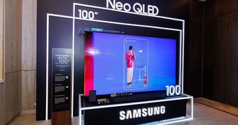 "Trải Nghiệm FIFA Club World Cup 2025 Rực Rỡ Trên Màn Hình Samsung AI TV 100 Inch"