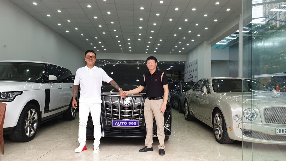 Tuấn Hưng Tân Trang Toyota Alphard: Thay Đổi Nội Thất Đáng Kinh Ngạc Với Ghế Xoay 360 Độ & Dàn Âm Thanh Đỉnh Cao!