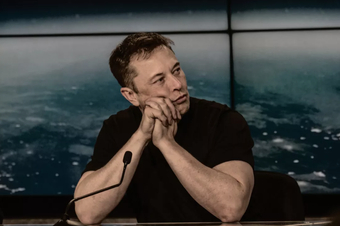 Twitter mất hơn 70% giá trị khi Elon Musk trở thành chủ sở hữu.